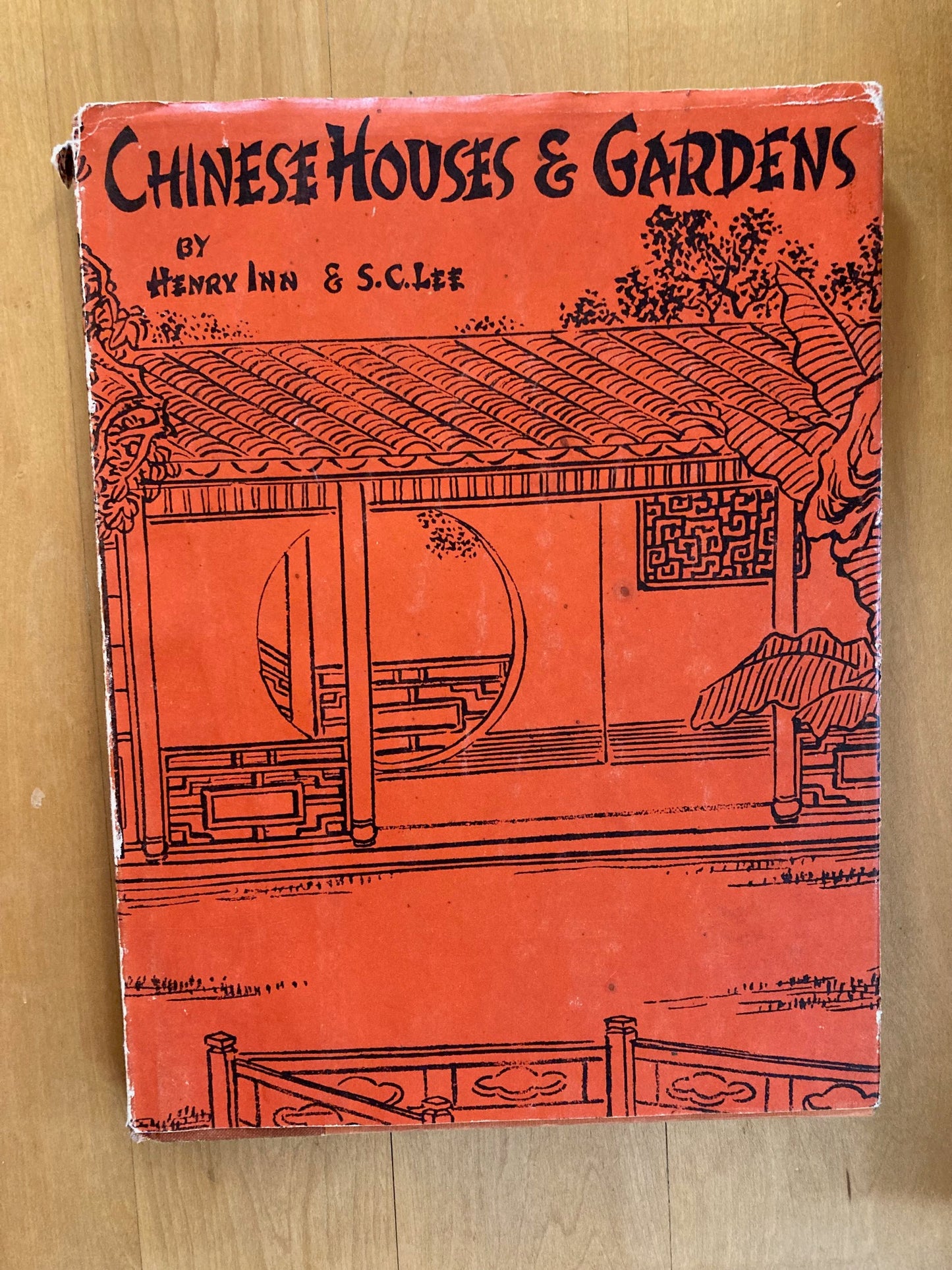 Chinese Houses & Gardens